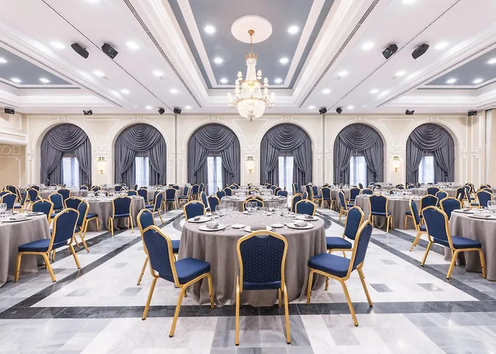 Ipv Palace & - Adults Recommended