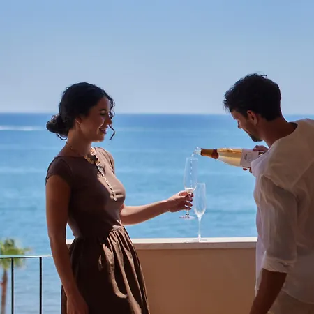 Ipv宫殿spa酒店 - 推荐成人入住 4* 丰希罗拉