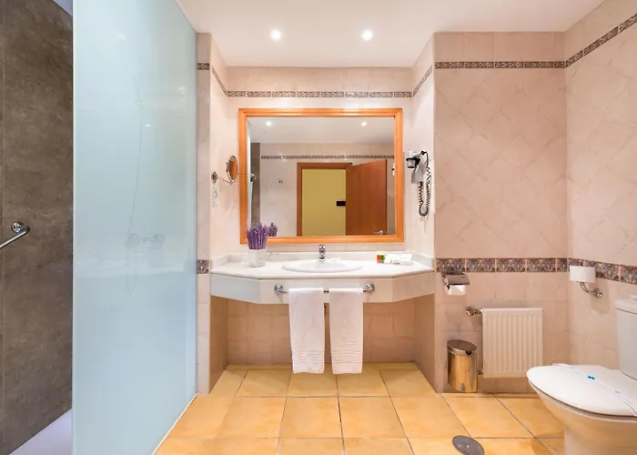 Ipv Palace & - Adults Recommended Готель 4*