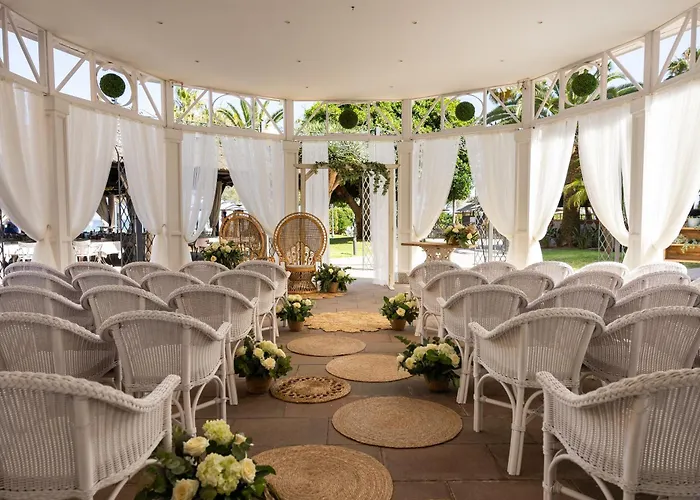 Ipv Palace & - Adults Recommended